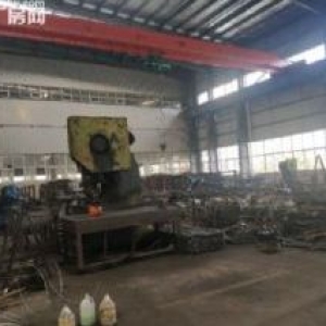 ！独门独户！一楼带两部行车960平辅房400另有独立办公宿舍