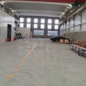 张泾工业园区一楼2850平，两部行车，大车好进出