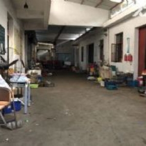 独门独户，可办公，可烧饭，可住人