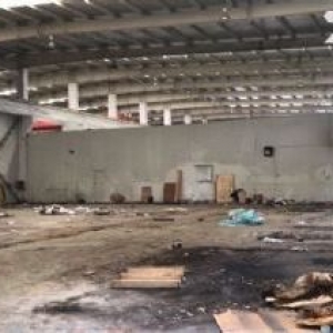 新吴区旺庄4000平厂房出租  环氧