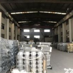 鸿山原房东独门院带行车4000平厂房出租