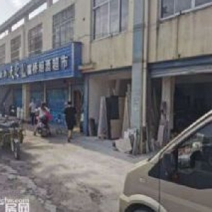 惠山区钱钱藕塘西环路旁300平方出租