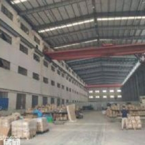 新吴区硕放工业园区9月20 号空出1660平单层