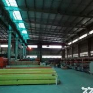 新区硕放底层3500平厂房仓库带两部行车大车可进独立门进出