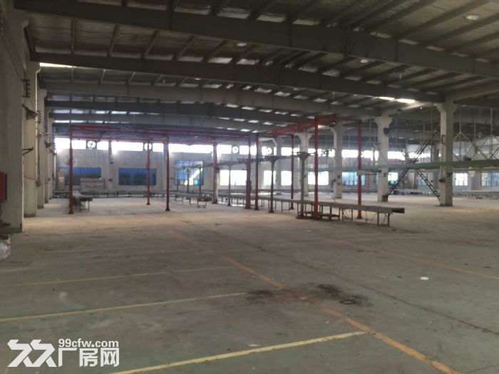 新区新华路与G312国道附近4000平厂房出租