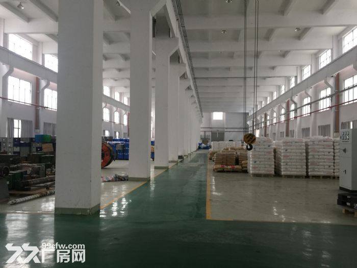 惠山区钱桥附近独门独院4200平机械厂房出租