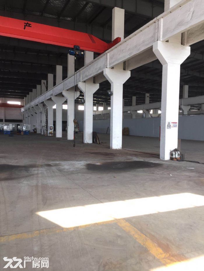 新区鸿山镇鸿运路32000㎡多层仓库出租