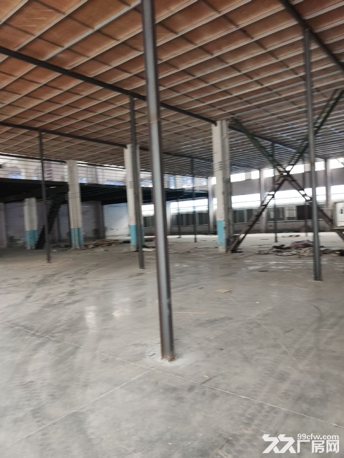 鸿声新出1500平厂房 可做塑料 废纸等厂房
