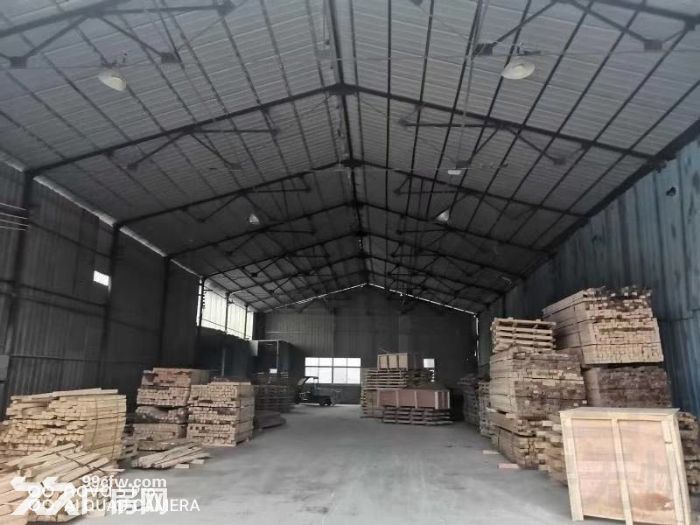 独门独院，层高8米，可做轻加工，仓储，价格优