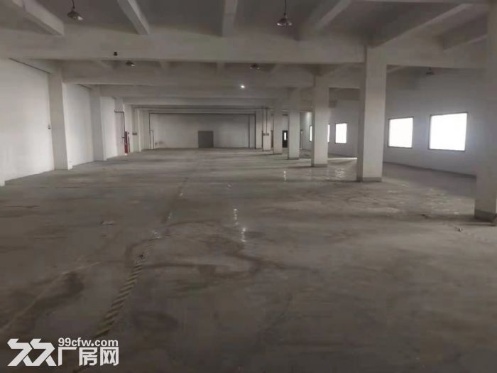 五楼1400平带环氧地坪，带精装修办公室，三吨货梯，电子组装类
