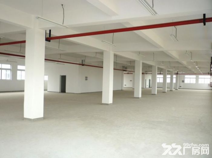 无锡滨湖华庄  砖混结构的厂房，高6m左右，不拆迁