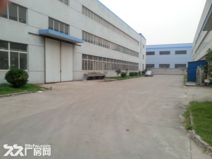 新吴区鸿山9500平厂房出租 带货梯