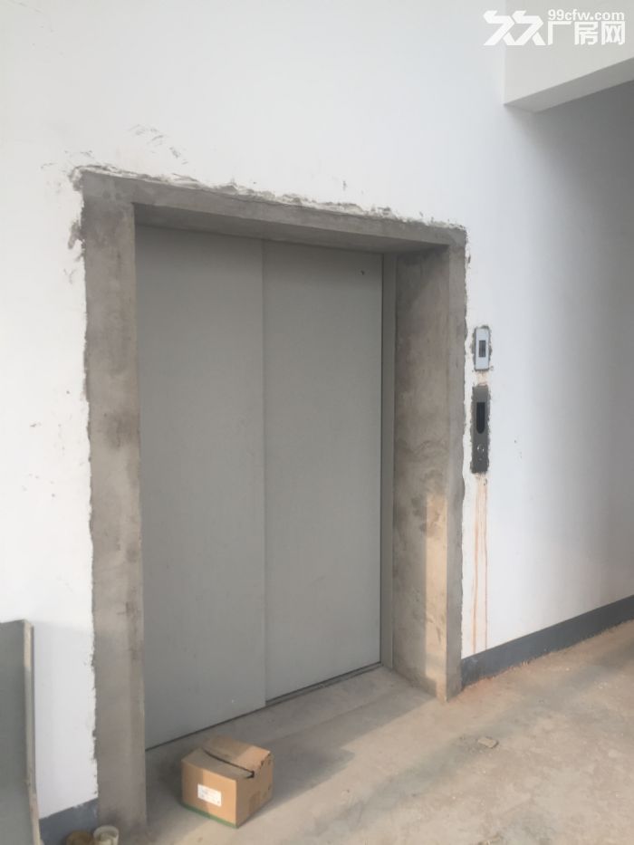 梁溪区扬名1400平厂房出租 环氧地坪