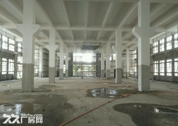 新吴区梅村二楼厂房10000平出租 大小好分割