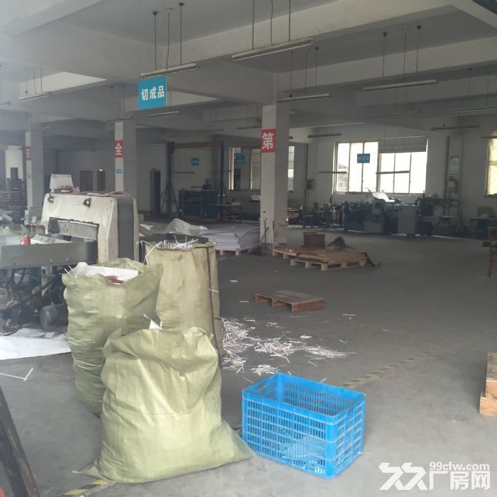 新吴区旺庄1500平厂房出租 行车两台