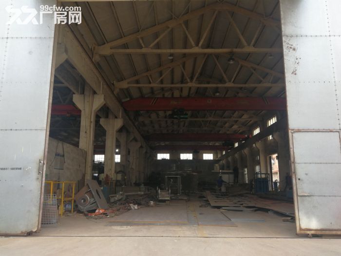 硕放双跨2060平米厂房出租