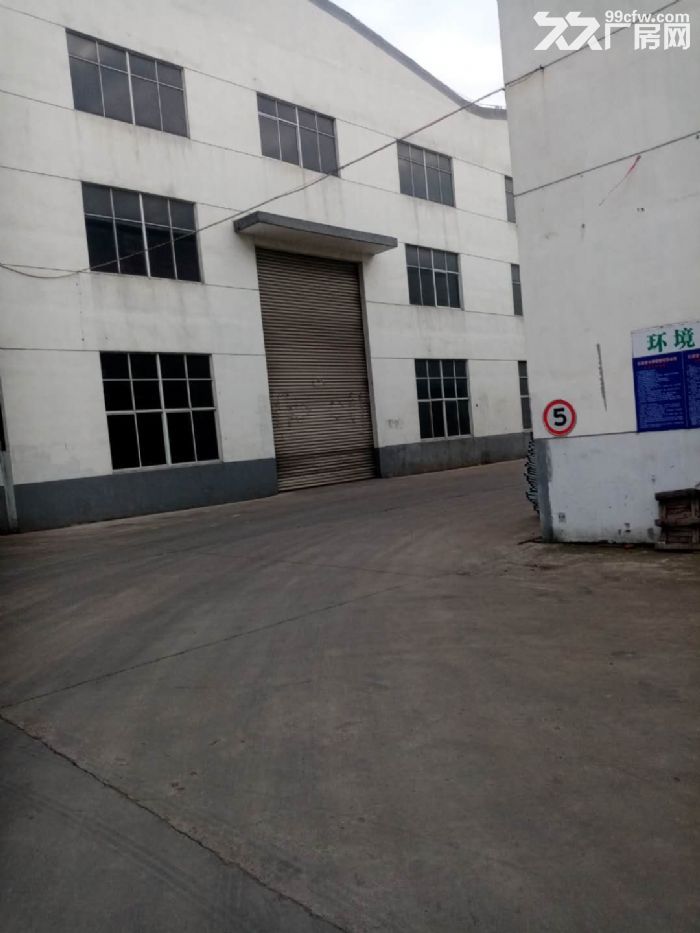 江阴马镇单层标准机械厂房650平出租-图3