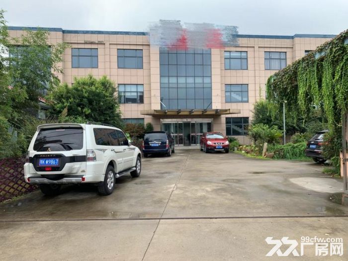 房东直租厂房九成新独院，有办公楼，有环评，消防有通过，有门卫