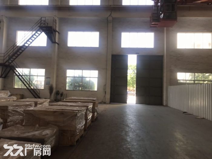 硕放2400平重机械厂房、带多部行车、层高15米、配电100kv