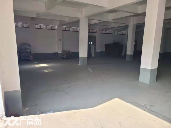 梅村860平厂房出租园区形象佳