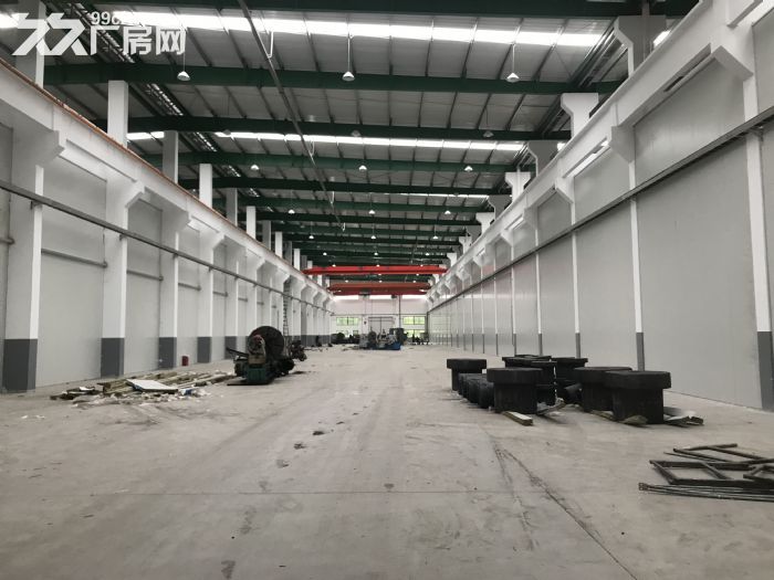 华庄2800平标准机械厂房、一部10t行车、