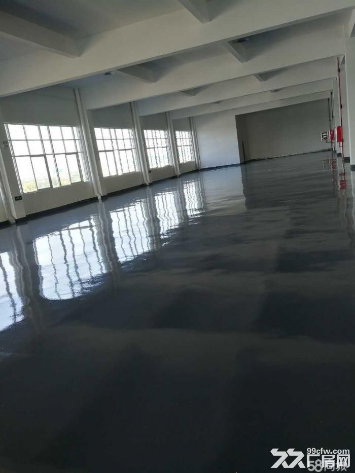 梅村标准厂房2500招租房东直租环境好价格优