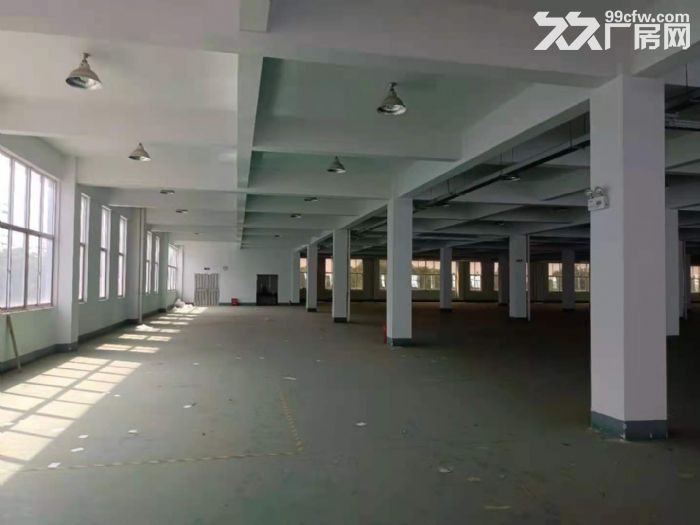 芳桥标准二楼厂房3450平出租  带货梯 价格低