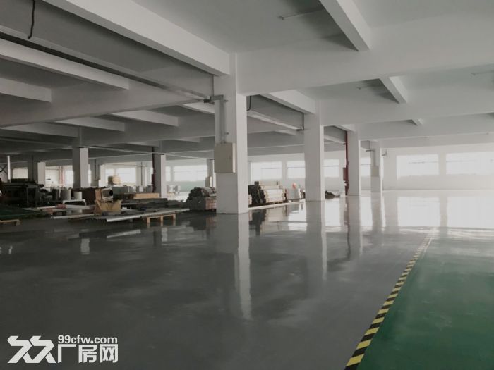 无锡鸿山优质3000平厂房/仓库 全新 带2货梯 有产证