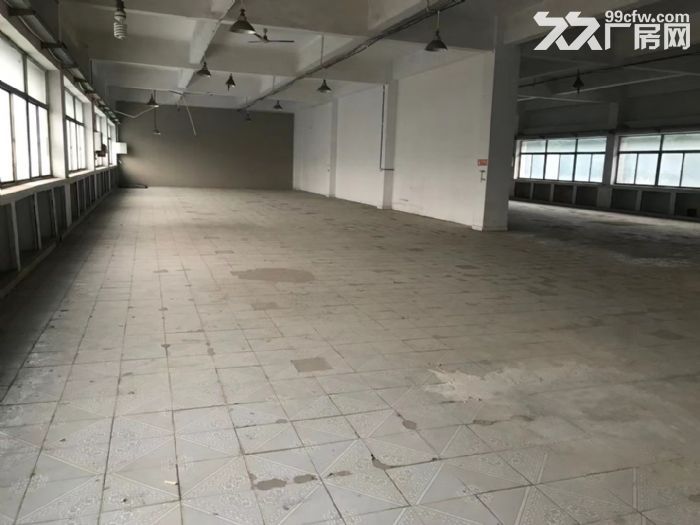 锡山区东港工业园区1000平二楼厂房出租
