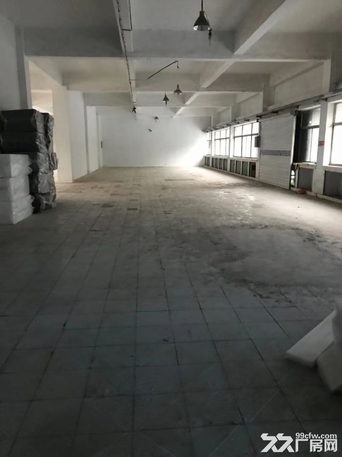 锡山区东港工业园区1000平二楼厂房出租-图2